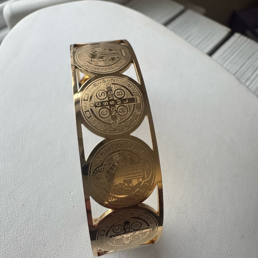 Chic Gold Coin Cuff Bracelet - Picture 2 of 14